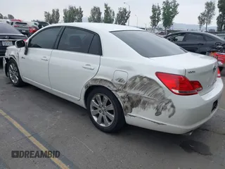 2007 Toyota Avalon XL with VIN 4T1BK36B67U245980, listed as a IAAI auction lot 42093193 with 272,108 mi miles. Bid and sale history available at carsss.com. Image 3.