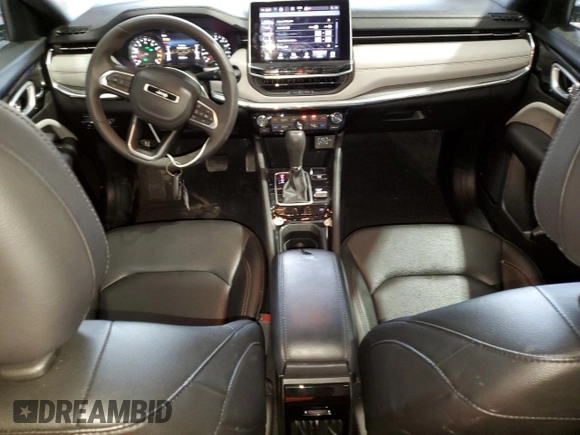 2024 Jeep Compass Limited z VIN 3C4NJDCN0RT595109, wystawiony jako Copart lot #63819305 z przebiegiem 37 862 mil mil oraz Czysty tytuł • Clean title. Historia ofert i sprzedaży dostępna na DreamBid. Obrazek 8.