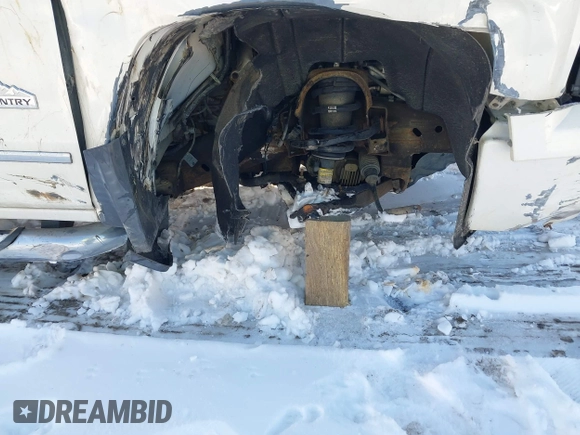 2014 Chevrolet Silverado 1500 High Country with VIN 3GCUKTEC1EG529203, listed as a IAAI auction lot 41643824 with 153,176 mi miles and . Bid and sale history available at DreamBid. Image 6.