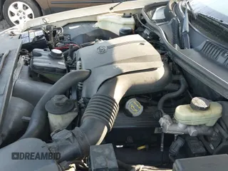 2001 Lincoln Town Car Cartier with VIN 1LNHM83W81Y727794, listed as a IAAI auction lot 42633747 with 182,577 mi miles and . Bid and sale history available at DreamBid. Image 19.