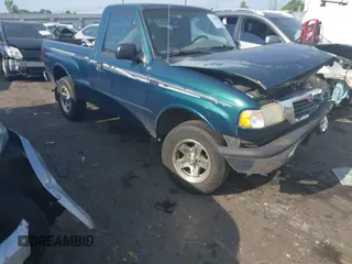 1998 Mazda B-Series Truck SX z VIN 4F4YR12C7WTM39555, wystawiony jako IAAI lot #42142607 z przebiegiem 252 951 mil mil oraz . Historia ofert i sprzedaży dostępna na DreamBid. Obrazek 1.