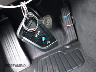 2021 BMW 5 Series 530i xDrive with VIN WBA13BJ08MCF06170, listed as a IAAI auction lot 42227277 with 21,985 mi miles and . Bid and sale history available at DreamBid. Image 11.