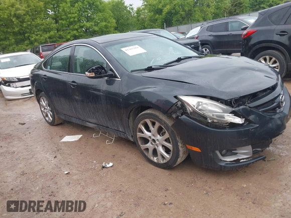 2013 Mazda 6 i Touring Plus z VIN 1YVHZ8EHXD5M12743, wystawiony jako IAAI lot #42365284 z przebiegiem 131 900 mil mil oraz . Historia ofert i sprzedaży dostępna na DreamBid. Obrazek 1.