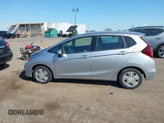 2019 Honda Fit LX with VIN 3HGGK5H44KM750452, listed as a IAAI auction lot 42129934 with 33,254 mi miles. Bid and sale history available at carsss.com. Image 14.