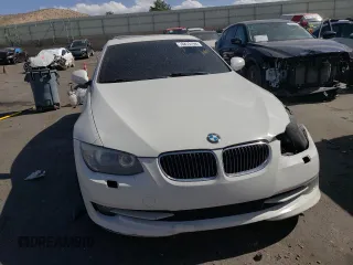 2013 BMW 3 Series 328i with VIN WBAKE3C59DE771405, listed as a Copart auction lot 76875194 with 131,639 mi miles and Salvage Title. Bid and sale history available at DreamBid. Image 5.