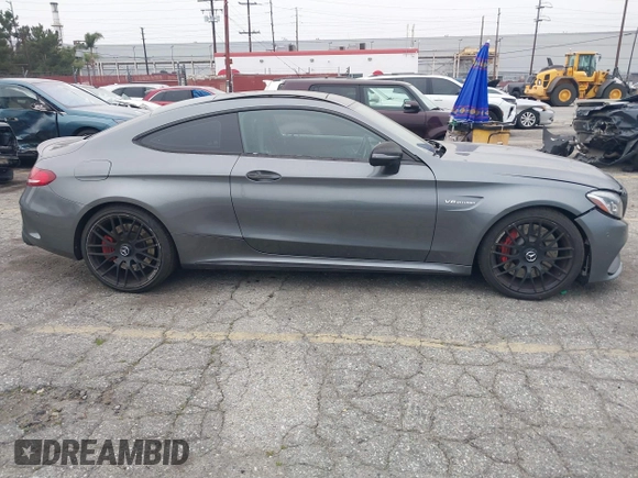 2017 Mercedes-Benz C 63 S AMG with VIN WDDWJ8HB9HF562666, listed as a IAAI auction lot 41895716 with 61,904 mi miles and . Bid and sale history available at carsss.com. Image 14.