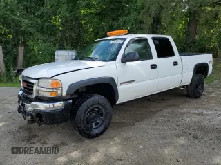 2005 GMC Sierra 2500HD SLT with VIN 1GTHK23U35F881594, listed as a Copart auction lot 63430815 with 145,976 mi miles and Clean title. Bid and sale history available at DreamBid. Image 1.