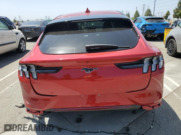 2022 Ford Mustang Mach-E Select с VIN 3FMTK1RM3NMA29169, выставлен на аукционе Copart как лот 61686905 с пробегом 27 707 миль миль и Списание • Salvage title. История ставок и продаж доступна на DreamBid. Изображение 6.