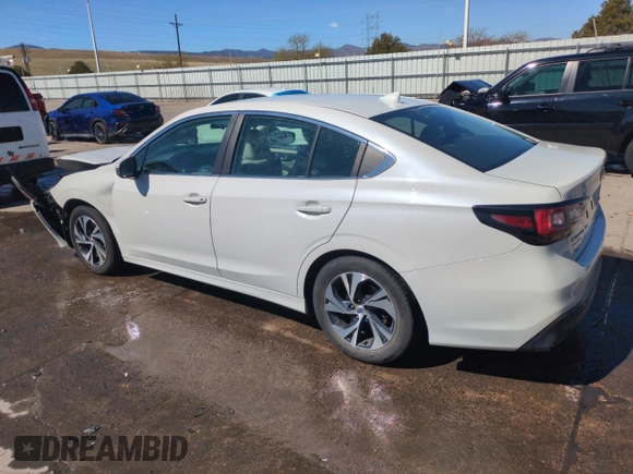 2020 Subaru Legacy Premium z VIN 4S3BWAC6XL3017226, wystawiony jako Copart lot #50627745 z przebiegiem 57 611 mil mil oraz Szkody całkowita. Historia ofert i sprzedaży dostępna na DreamBid. Obrazek 2.