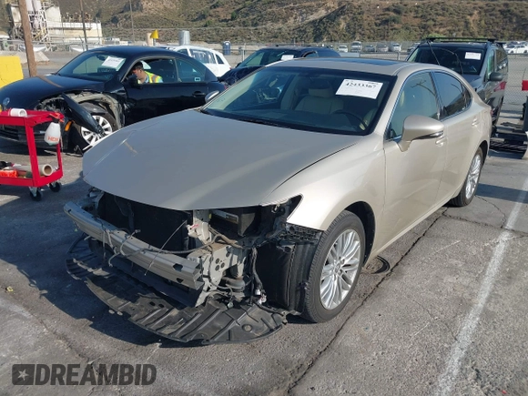 2015 Lexus ES 330 with VIN JTHBK1GGXF2172642, listed as a IAAI auction lot 42433367 with 77,749 mi miles and . Bid and sale history available at DreamBid. Image 21.