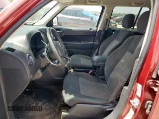 2016 Jeep Patriot Sport with VIN 1C4NJPBA6GD688039, listed as a Copart auction lot 60721635 with 178,481 mi miles and Salvage title. Bid and sale history available at DreamBid. Image 7.