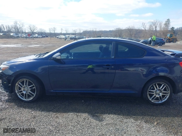 2006 Scion tC with VIN JTKDE177060128395, listed as a IAAI auction lot 41934031 with 181,740 mi miles. Bid and sale history available at carsss.com. Image 15.