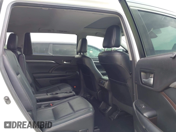 2017 Toyota Highlander Limited with VIN 5TDDZRFH9HS389870, listed as a IAAI auction lot 42272227 with 147,508 mi miles and . Bid and sale history available at DreamBid. Image 8.