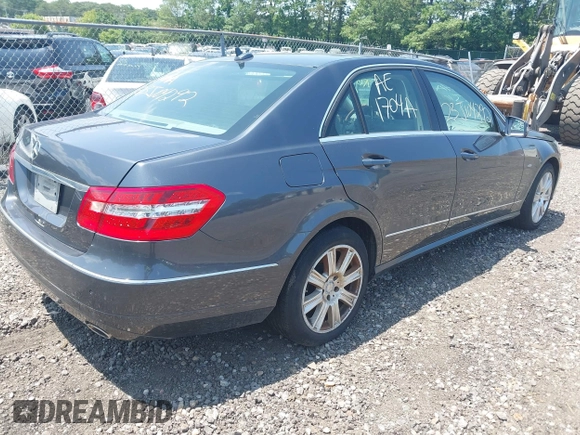 2012 Mercedes-Benz E 350 Luxury with VIN WDDHF5KB7CA613332, listed as a IAAI auction lot 42549840 with Not provided miles and . Bid and sale history available at DreamBid. Image 4.