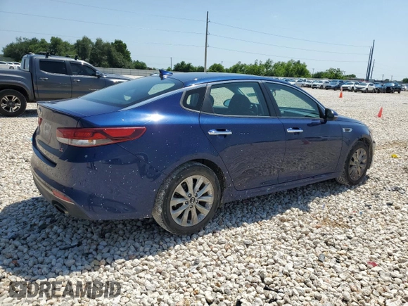 2018 Kia Optima LX z VIN 5XXGT4L35JG191868, wystawiony jako Copart lot #56230865 z przebiegiem 128 208 mil mil oraz Czysty tytuł • Clean title. Historia ofert i sprzedaży dostępna na DreamBid. Obrazek 3.