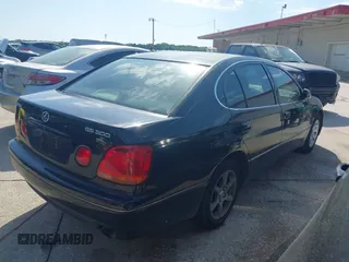 2004 Lexus GS 300 z VIN JT8BD69S540200302, wystawiony jako IAAI lot #42246209 z przebiegiem 205 093 mil mil oraz . Historia ofert i sprzedaży dostępna na DreamBid. Obrazek 4.