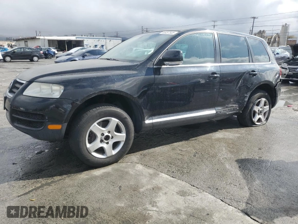 2005 Volkswagen Touareg z VIN WVGZG77LX5D063808, wystawiony jako Copart lot #44457935 z przebiegiem 172 252 mil mil oraz Czysty tytuł • Clean title. Historia ofert i sprzedaży dostępna na DreamBid. Obrazek 1.