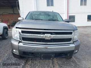 2007 Chevrolet Silverado 1500 LTZ with VIN 2GCEK19J571716697, listed as a IAAI auction lot 39845736 with 1 mi miles. Bid and sale history available at carsss.com. Image 12.