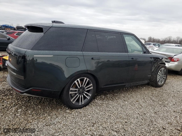 2024 Land Rover Range Rover SE with VIN SALKPBE99RA216985, listed as a Copart auction lot 86048504 with 0 mi miles and Salvage Title. Bid and sale history available at carsss.com. Image 3.