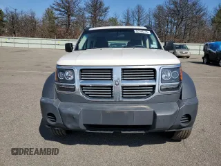 2008 Dodge Nitro SXT with VIN 1D8GU28K08W209303, listed as a Copart auction lot 52744775 with 209,066 mi miles and Salvage Title. Bid and sale history available at carsss.com. Image 5.