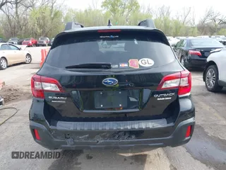 2019 Subaru Outback Premium with VIN 4S4BSAHC2K3323129, listed as a IAAI auction lot 41995789 with 72,315 mi miles and . Bid and sale history available at carsss.com. Image 17.