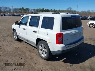 2011 Jeep Patriot Latitude X with VIN 1J4NF4GB8BD129225, listed as a IAAI auction lot 41784098 with 162,786 mi miles and . Bid and sale history available at DreamBid. Image 3.