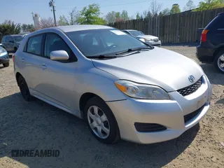 2010 Toyota Matrix with VIN 2T1KU4EEXAC287878, listed as a IAAI auction lot 42035415 with 283,726 mi miles. Bid and sale history available at carsss.com. Image 1.