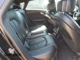 2017 Audi RS 7 Prestige z VIN WUAWAAFC6HN902717, wystawiony jako Copart lot #61811494 z przebiegiem 103 547 mil mil oraz Szkody całkowita. Historia ofert i sprzedaży dostępna na DreamBid. Obrazek 10.