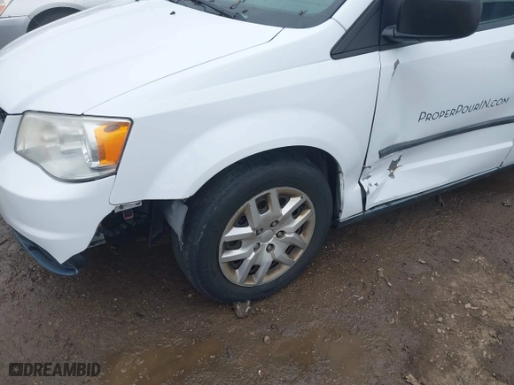 2014 Ram Cargo Van Tradesman with VIN 2C4JRGAG8ER428412, listed as a IAAI auction lot 41893130 with 97,411 mi miles. Bid and sale history available at carsss.com. Image 6.