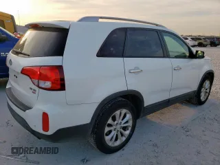2014 Kia Sorento EX with VIN 5XYKU4A76EG431864, listed as a Copart auction lot 50921135 with 151,620 mi miles and Clean Title. Bid and sale history available at carsss.com. Image 3.
