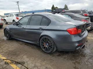 2015 BMW M3 z VIN WBS3C9C57FP803459, wystawiony jako Copart lot #78265344 z przebiegiem 32 535 mil mil oraz Szkoda całkowita • Salvage title. Historia ofert i sprzedaży dostępna na DreamBid. Obrazek 2.