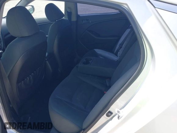 2015 Kia Optima LX with VIN 5XXGM4A74FG381316, listed as a IAAI auction lot 41885940 with 128,984 mi miles. Bid and sale history available at carsss.com. Image 8.