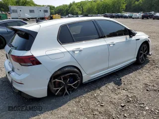 2023 Volkswagen Golf z VIN WVWEB7CD9PW147996, wystawiony jako Copart lot #59745885 z przebiegiem 10 129 mil mil oraz Szkoda całkowita • Salvage title. Historia ofert i sprzedaży dostępna na DreamBid. Obrazek 3.