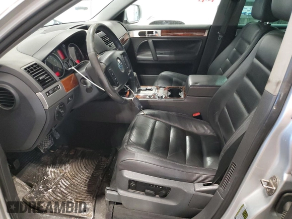 2007 Volkswagen Touareg V6 with VIN WVGZE77L87D050323, listed as a Copart auction lot 46197765 with 171,066 mi miles and Clean Title. Bid and sale history available at DreamBid. Image 7.
