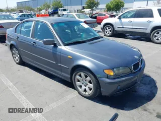 2002 BMW 3 Series 325i with VIN WBAET374X2NJ19183, listed as a IAAI auction lot 42719232 with 149,135 mi miles and . Bid and sale history available at DreamBid. Image 1.