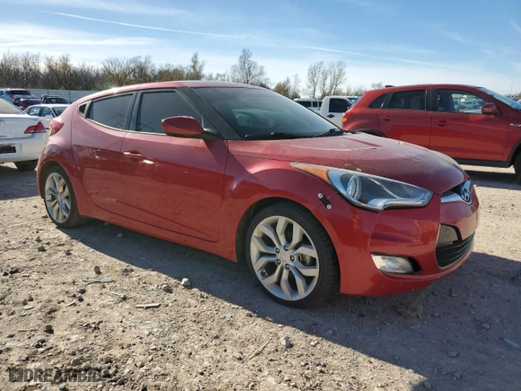 2013 Hyundai Veloster w/Gray Int with VIN KMHTC6ADXDU145467, listed as a Copart auction lot 84810314 with 160,891 mi miles and Clean Title. Bid and sale history available at carsss.com. Image 4.