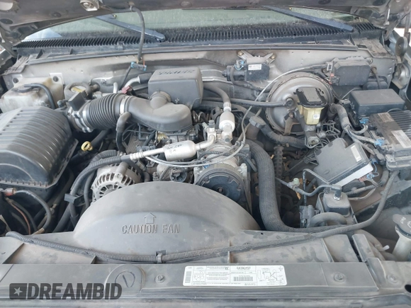 1999 Chevrolet Suburban with VIN 3GNEC16R8XG145731, listed as a IAAI auction lot 41546754 with 204,902 mi miles. Bid and sale history available at carsss.com. Image 10.