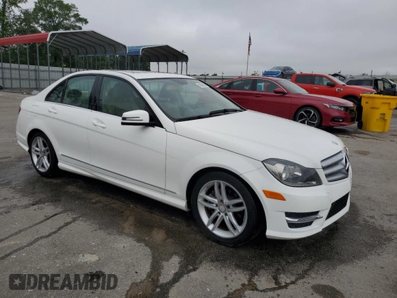 2013 Mercedes-Benz C 250 Sport z VIN WDDGF4HB3DG093576, wystawiony jako Copart lot #58558385 z przebiegiem 68 004 mil mil oraz Szkoda całkowita • Salvage title. Historia ofert i sprzedaży dostępna na DreamBid. Obrazek 4.