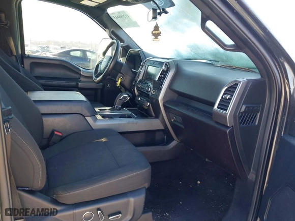 2015 Ford F-150 XLT w/HD Payload Pkg with VIN 1FTFW1EF6FFC08787, listed as a IAAI auction lot 41290445 with 136,293 mi miles. Bid and sale history available at carsss.com. Image 5.
