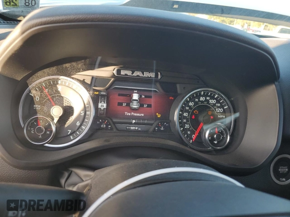 2025 Ram 1500 Big Horn with VIN 1C6RREFG2SN530885, listed as a Copart auction lot 87261914 with 3,814 mi miles and Salvage title. Bid and sale history available at DreamBid. Image 9.