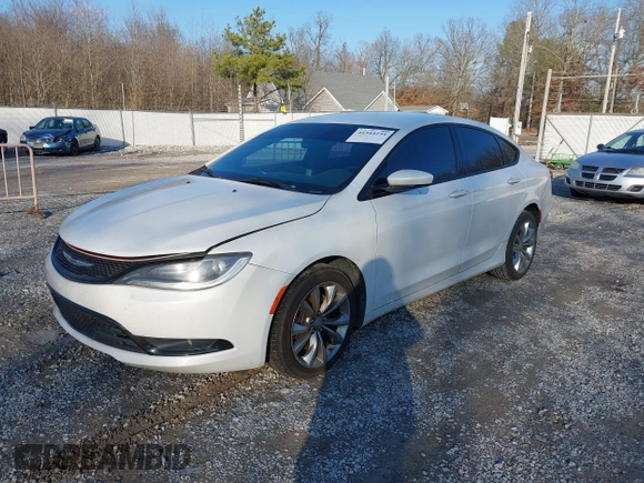 2015 Chrysler 200 S with VIN 1C3CCCBG5FN699500, listed as a IAAI auction lot 41544234 with 171,864 mi miles and . Bid and sale history available at carsss.com. Image 17.