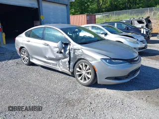 2016 Chrysler 200 S z VIN 1C3CCCBB0GN144833, wystawiony jako IAAI lot #42192284 z przebiegiem 138 074 mil mil oraz . Historia ofert i sprzedaży dostępna na DreamBid. Obrazek 1.