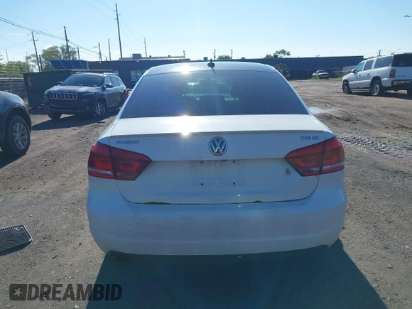2015 Volkswagen Passat SE с VIN 1VWBS7A31FC075721, выставлен на аукционе IAAI как лот 42326684 с пробегом 177 448 миль миль и . История ставок и продаж доступна на DreamBid. Изображение 16.