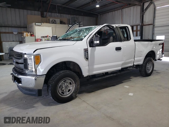 2017 Ford F-250 XLT с VIN 1FT7X2B65HEC43311, выставлен на аукционе Copart как лот 57128605 с пробегом 56 349 миль миль и Списание • Salvage title. История ставок и продаж доступна на DreamBid. Изображение 1.