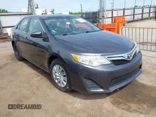 2012 Toyota Camry L z VIN 4T1BF1FK7CU170144, wystawiony jako IAAI lot #42184180 z przebiegiem 73 931 mil mil oraz . Historia ofert i sprzedaży dostępna na DreamBid. Obrazek 1.