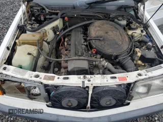 1992 Mercedes-Benz 190 z VIN WDBDA29D3NF993013, wystawiony jako Copart lot #55794035 z przebiegiem 181 833 mil mil oraz Szkoda całkowita • Salvage title. Historia ofert i sprzedaży dostępna na DreamBid. Obrazek 11.