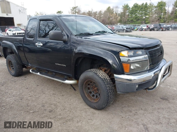2005 GMC Canyon SLE Z85 with VIN 1GTDT196958206061, listed as a IAAI auction lot 42121015 with 158,440 mi miles. Bid and sale history available at carsss.com. Image 1.