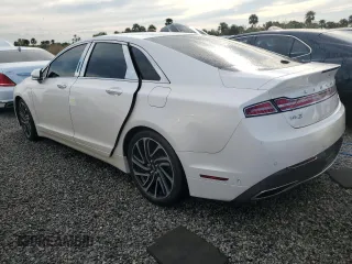 2020 Lincoln MKZ Reserve z VIN 3LN6L5E92LR610827, wystawiony jako Copart lot #55257895 z przebiegiem Nie podano mil oraz Nie do naprawy • Non repairable. Historia ofert i sprzedaży dostępna na DreamBid. Obrazek 2.