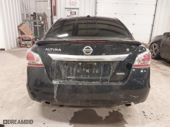 2015 Nissan Altima 2.5 with VIN 1N4AL3AP0FN894155, listed as a IAAI auction lot 41682914 with 150,200 mi miles. Bid and sale history available at carsss.com. Image 16.