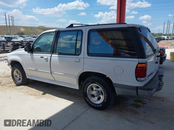 1995 Ford Explorer Eddie Bauer z VIN 1FMDU34X8SUC30858, wystawiony jako IAAI lot #41899260 z przebiegiem 85 842 mil mil oraz . Historia ofert i sprzedaży dostępna na DreamBid. Obrazek 14.